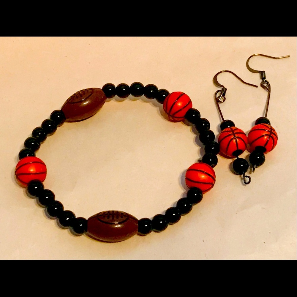 BASKETBALL AND FOOTBALL BEADED SPORTS BRACELET AND EARRINGS SET